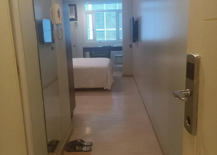 Hotel Exchange Regency Manila